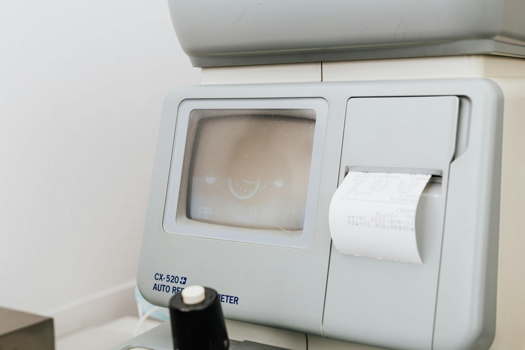 Результат авторефрактометрии